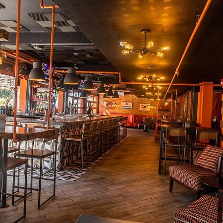 Uptown Hotel St Pete Αγία Πετρούπολη Εξωτερικό φωτογραφία
